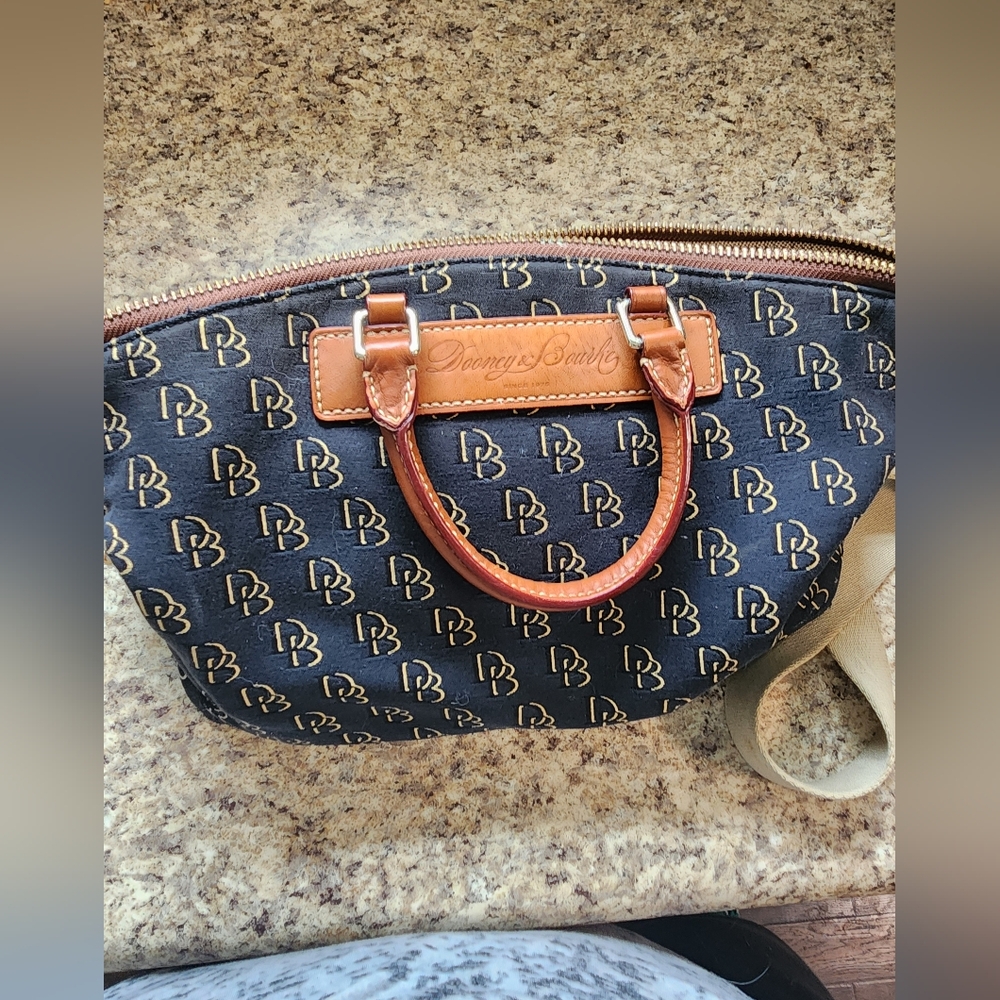 Vintage Dooney and Burke purse